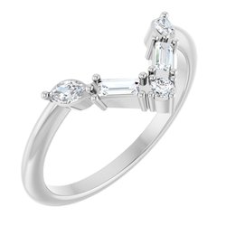 Accented V Ring